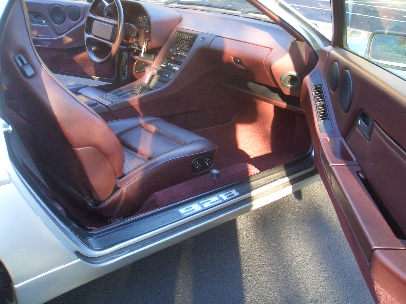 Sports Car Advisors The Automobile Enthusiast Magazine